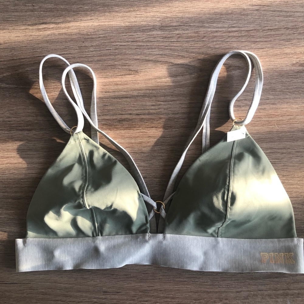 NWT VS Bralette (M)